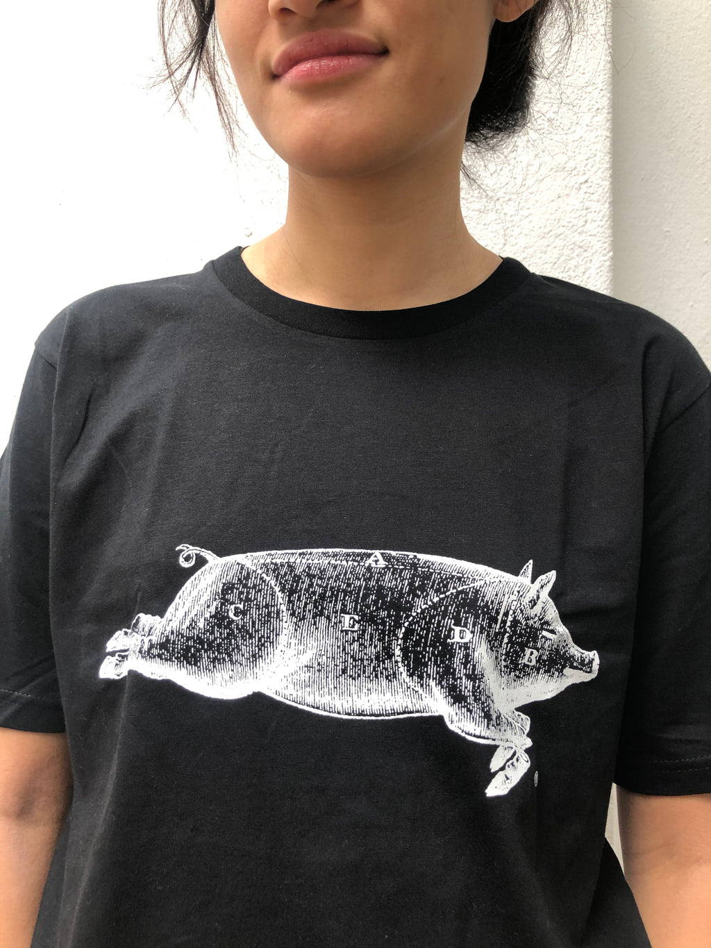 A BLACK PIG T-SHIRT